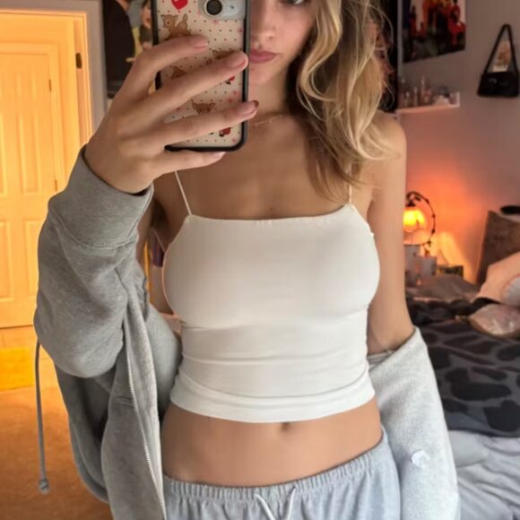 NWT | OGL Brami Black Fitted Sleeveless Crop Camisole w/Built in Bra - Picture 11 of 14